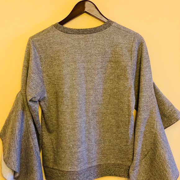 SALE π΄ Stylish Sweat Shirt! - Picture 2 of 3